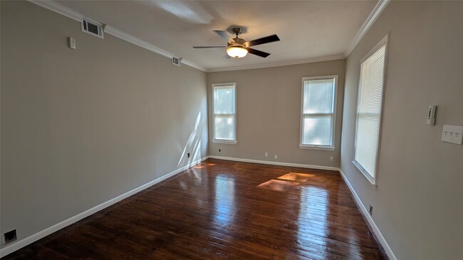 Photo - 412 Cordell St