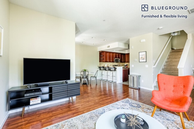 Photo - 725 Modern Ice Dr