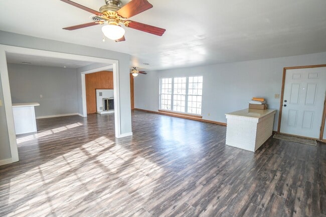 Photo - Must see 3 bed, 2 bath home near the University of Oklahoma campus.