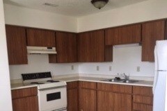 Kitchen - 104 Harold Blvd