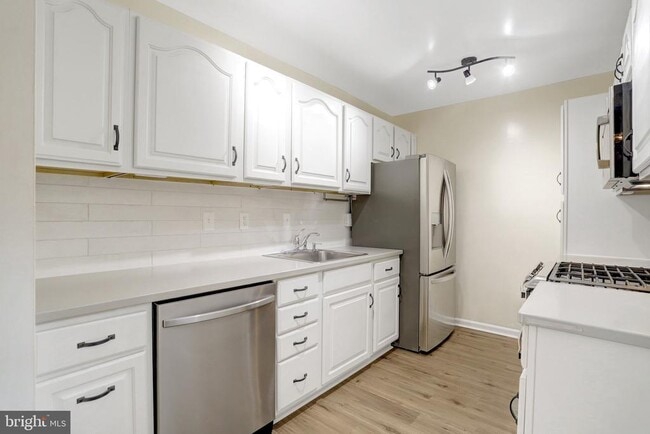 Photo - 2800 Joseph Makell Ct