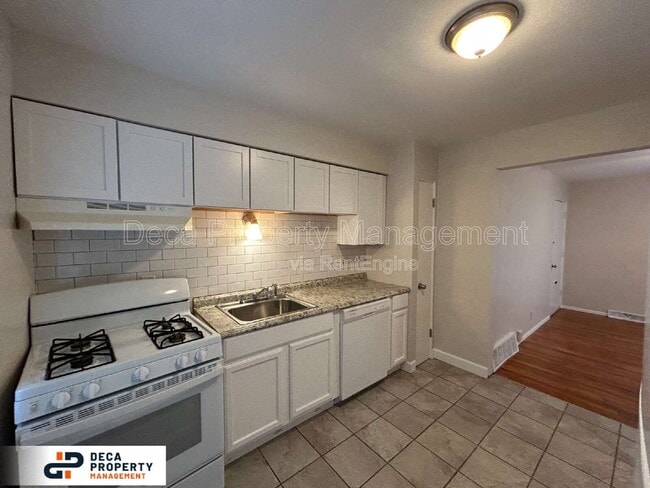 Photo - 440 Eichelberger St Unit A