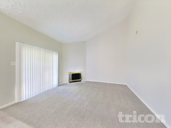 Photo - 10919 Almond Grove