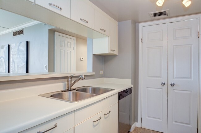 Photo - 3525 Sage Rd