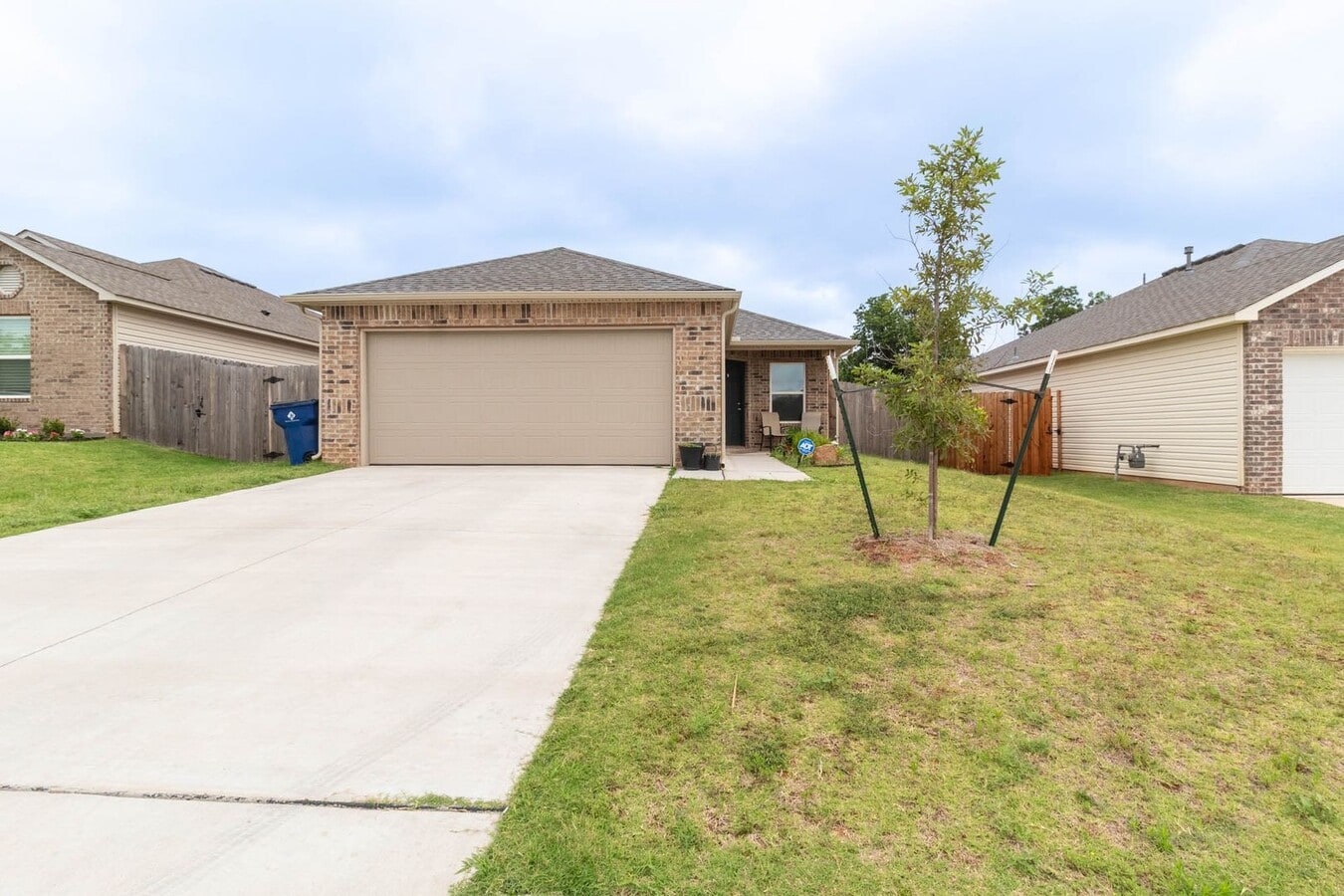 Photo - Discover Your Perfect Oasis: Tour Now! 3-Bedroom, 2-Bathroom Haven Blending Modern Luxury with Co...