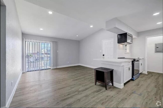 Building Photo - 9550 Deering Dr Unit 210 Rental