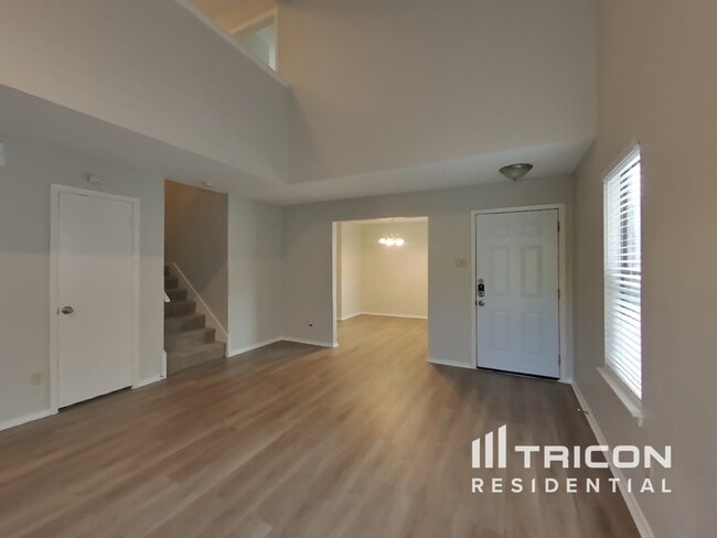 Photo - 1611 Sunset Village Dr