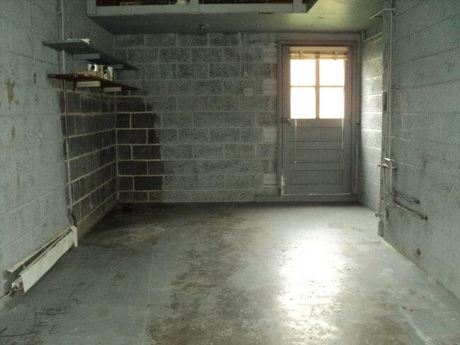 Photo - 803 Jefferson Ave Unit 803 Rear Jefferson Avenue
