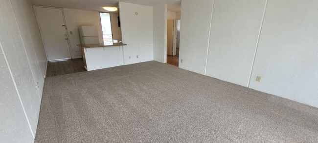 Photo - "Woodlawn Terrace" Melemanu 2 Bedroom, 1 Bath and 1 Reserved Parking