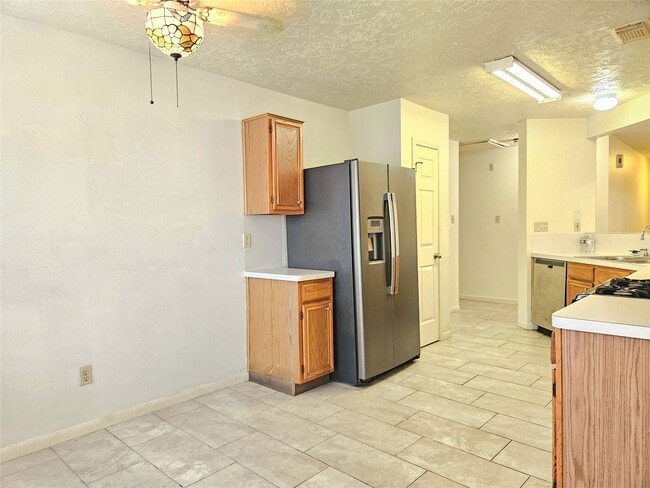 Photo - 13814 Dentwood Dr