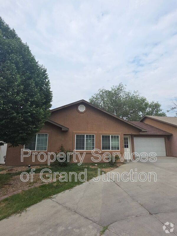 Building Photo - 3018 Oakwood Dr Unit 3A Rental