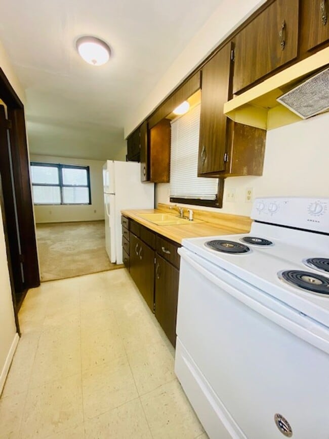 Photo - 420 S Maple Ave Unit 1