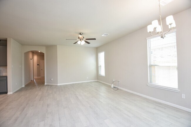 1428 Sundown Gln Ln