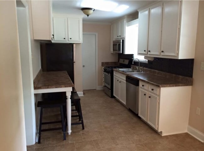 Photo - 217 E Richardson Ave Unidad Apartment C