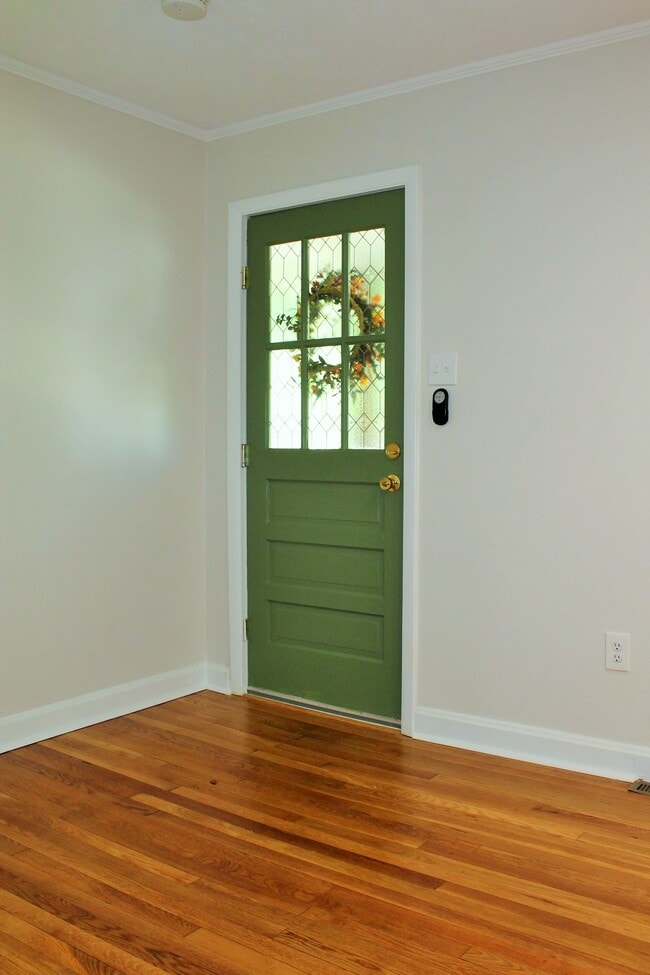 Photo - 275 Piney Ln