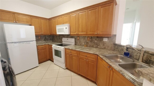 Photo - 7070 NW 177th St Unit 205-10