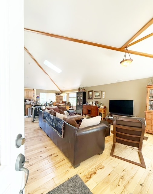 Photo - 634 NE Dawn Rd