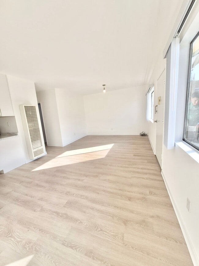 Photo - 1534 10th St Unit 7