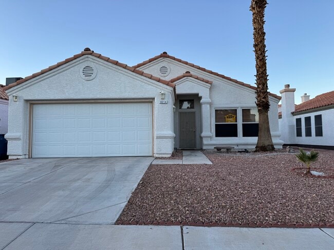 Building Photo - 8214 James Grayson Dr