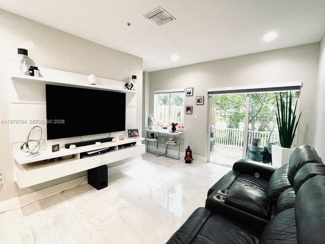 Photo - 7090 NW 177th St Unit 108-9