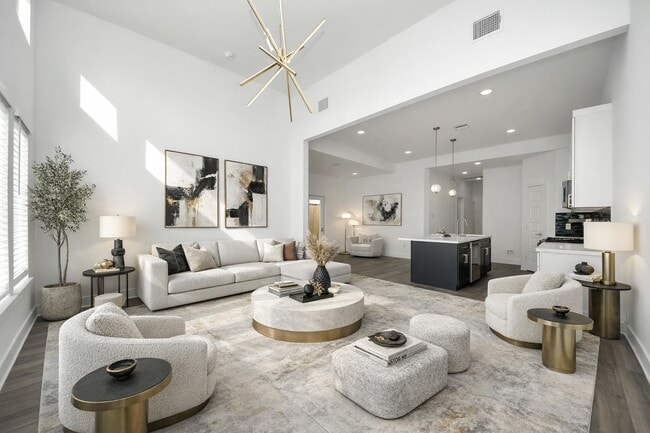 Building Photo - 8125 Cabot St