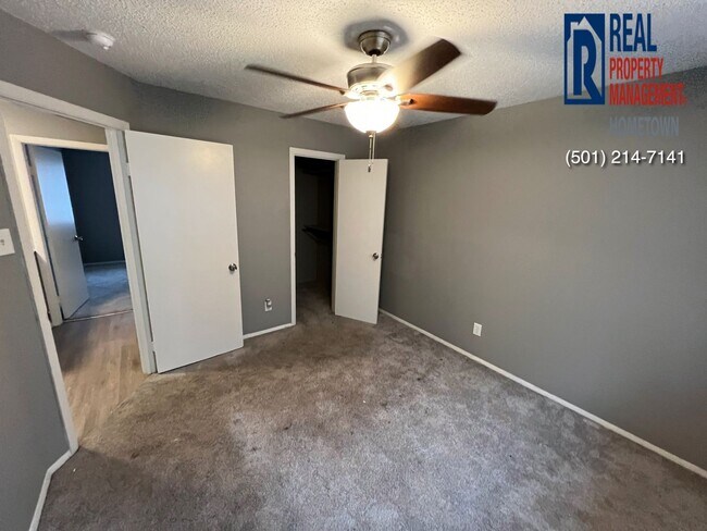 Photo - 5707 Sonora Dr Unit B