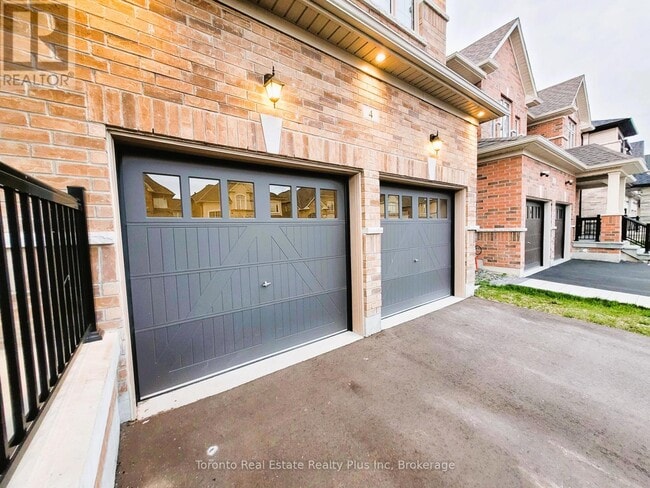 Photo - 4 Bruce Welch Ave
