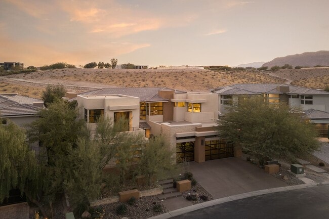 Photo - Exceptional 3-Bedroom Home in the Ridges