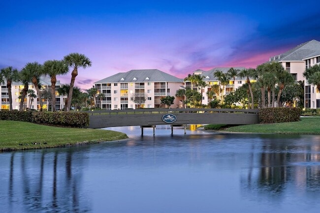 Photo - 353 S US Hwy 1