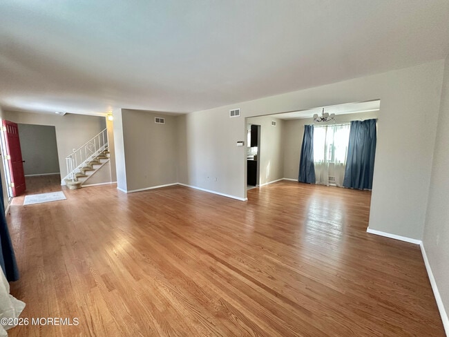 Photo - 382 W Park Ave