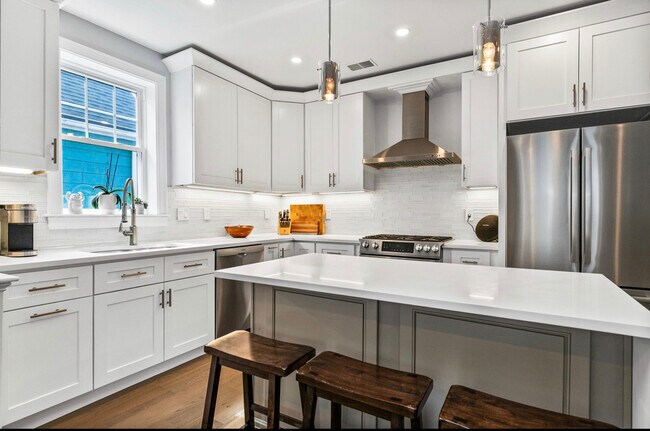 Photo - 84 Flint St Unit 2