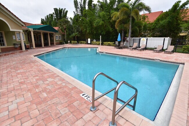 Photo - Condo Convenient to Attractions! Bella Vista Community! AVAILABLE AUGUST 13th! Unit 234