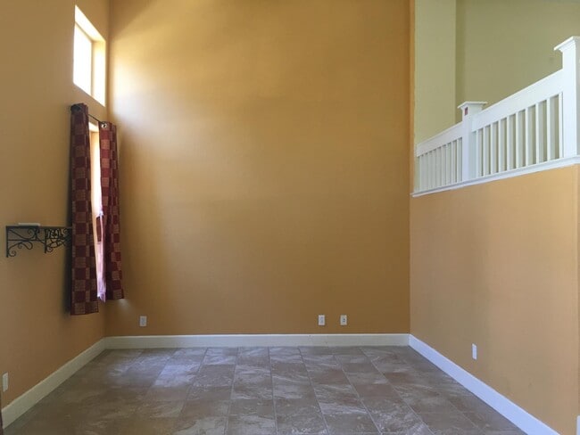 Photo - 1061 Pearl Terrace