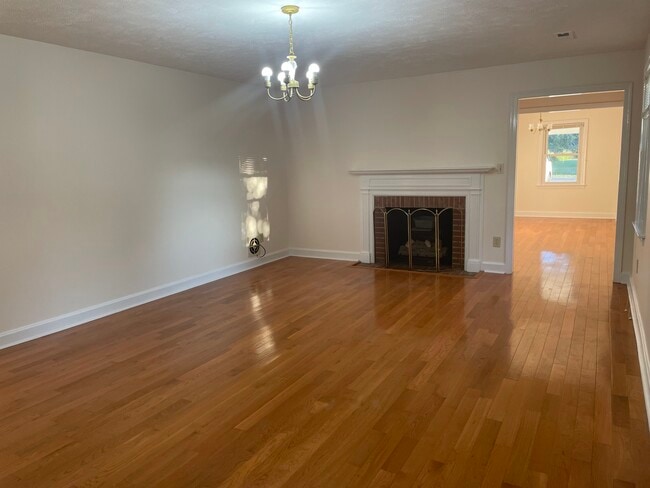 Photo - 243 9th Ave