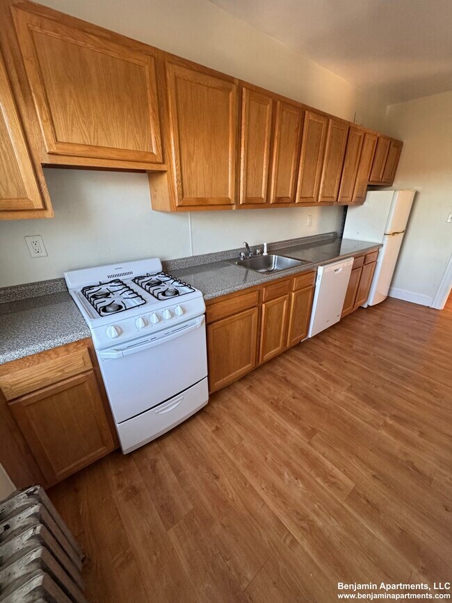 Photo - 2039 Commonwealth Ave Unit 31