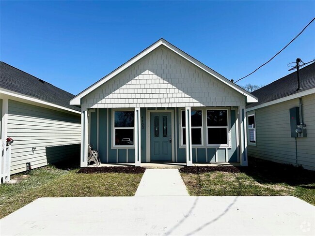 Building Photo - 4103 Coon St Rental