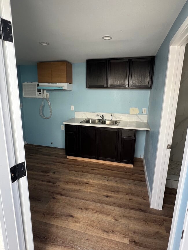 Kitchen - 9613 Anzac Ave