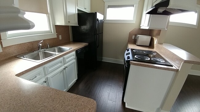 Photo - 1345 Heights Blvd Unidad B