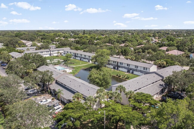 Photo - Terrace at Naples