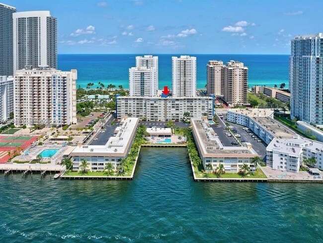 Building Photo - 1893 S Ocean Dr Unit 212