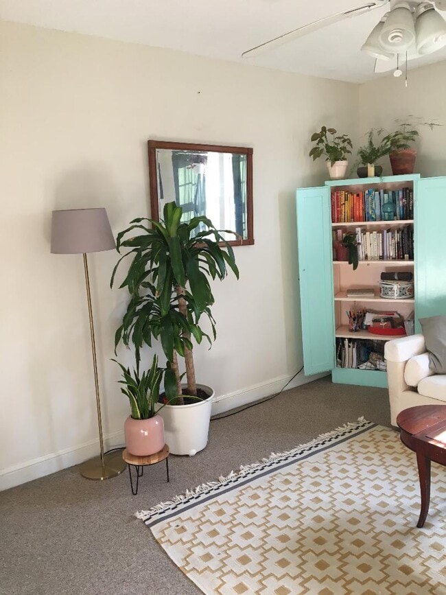 Photo - 1417 West 37th Street Unit sunny upstairs #2