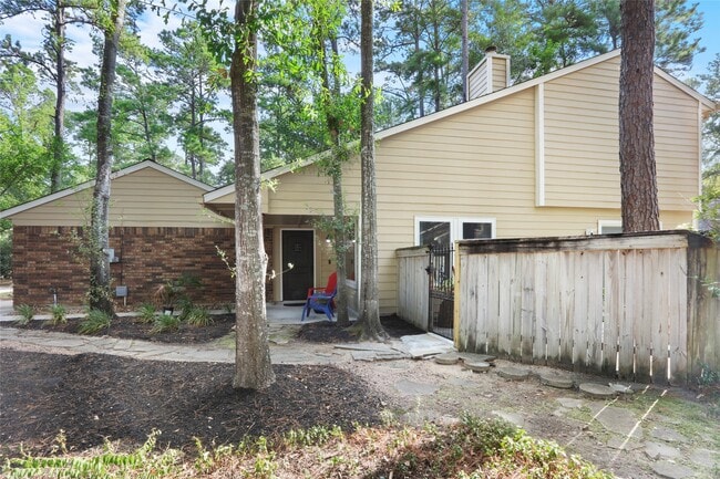 Building Photo - 15 Abbey Brook Pl Rental