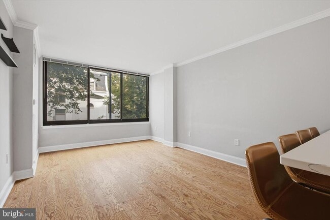 Photo - 1301 20th St NW Unit 306