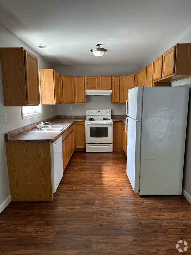 Building Photo - 15 LLC-80 Sailly Avenue Unit 103 Rental