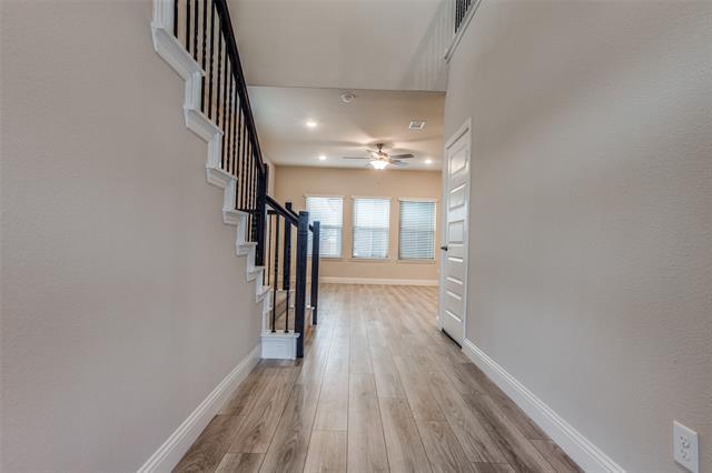 Photo - 306 Boston Dr