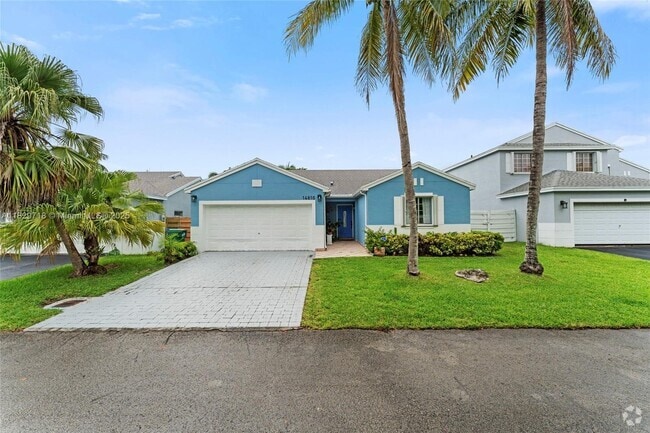 Building Photo - 14610 SW 145th Pl Rental