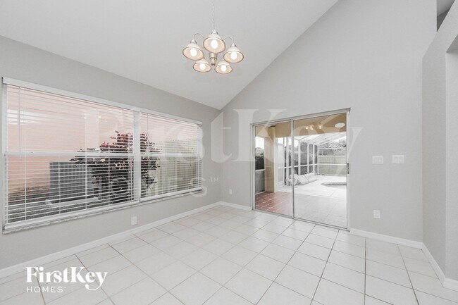 Photo - 301 Balmoral Ct