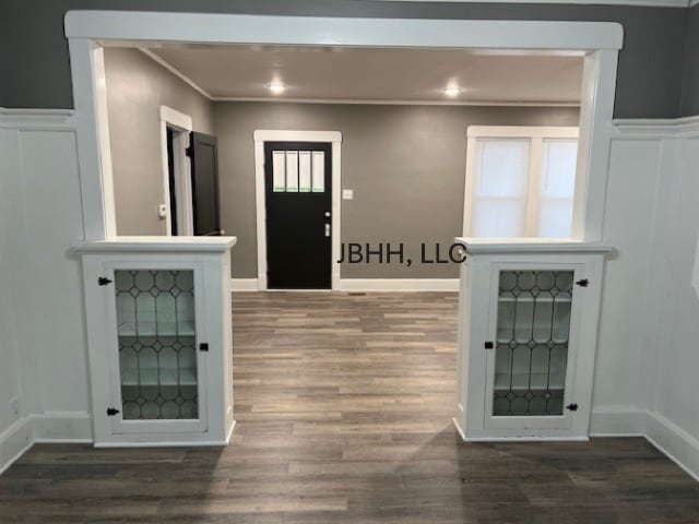 Dining room to living room - 2821 N Avalon Pl
