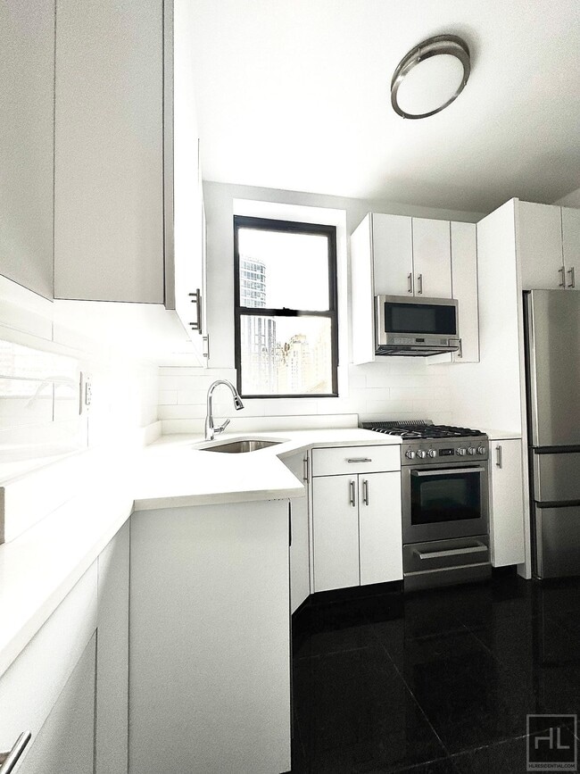 Photo - WEST 72 STREET Unidad 6D