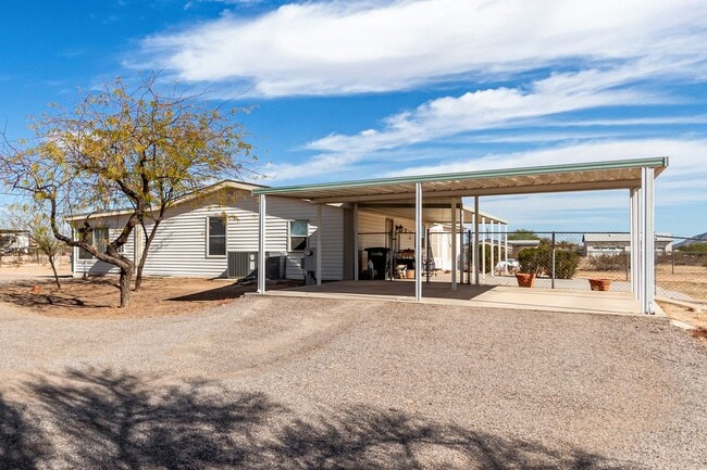 Photo - 16697 W Hopi Dr